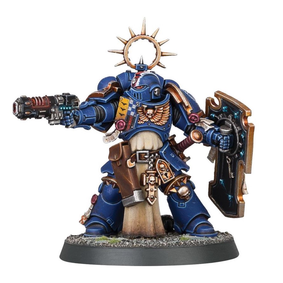 Warhammer 40K Lieutenant with Storm Shield