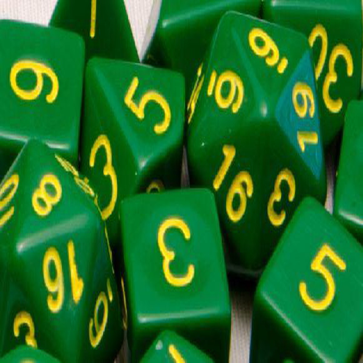 Role4Initiative Opaque Dark Green with Gold Numbers 15ct Polyhedral Set