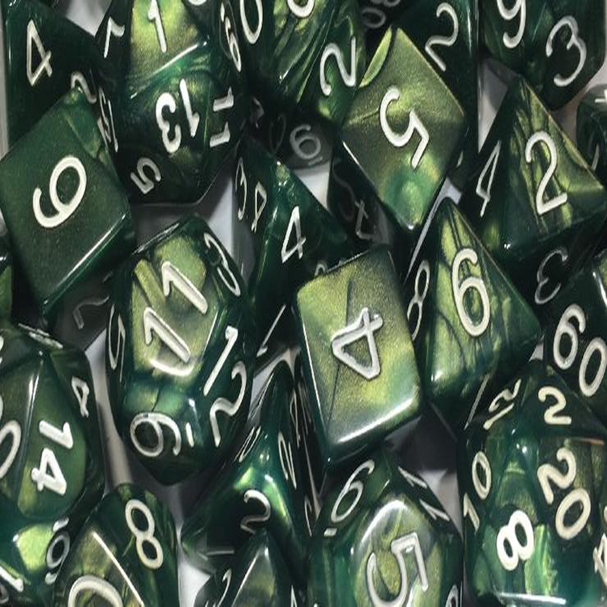 Role4Initiative Shimmer Emerald Dragon with White Numbers 15ct Polyhedral Set