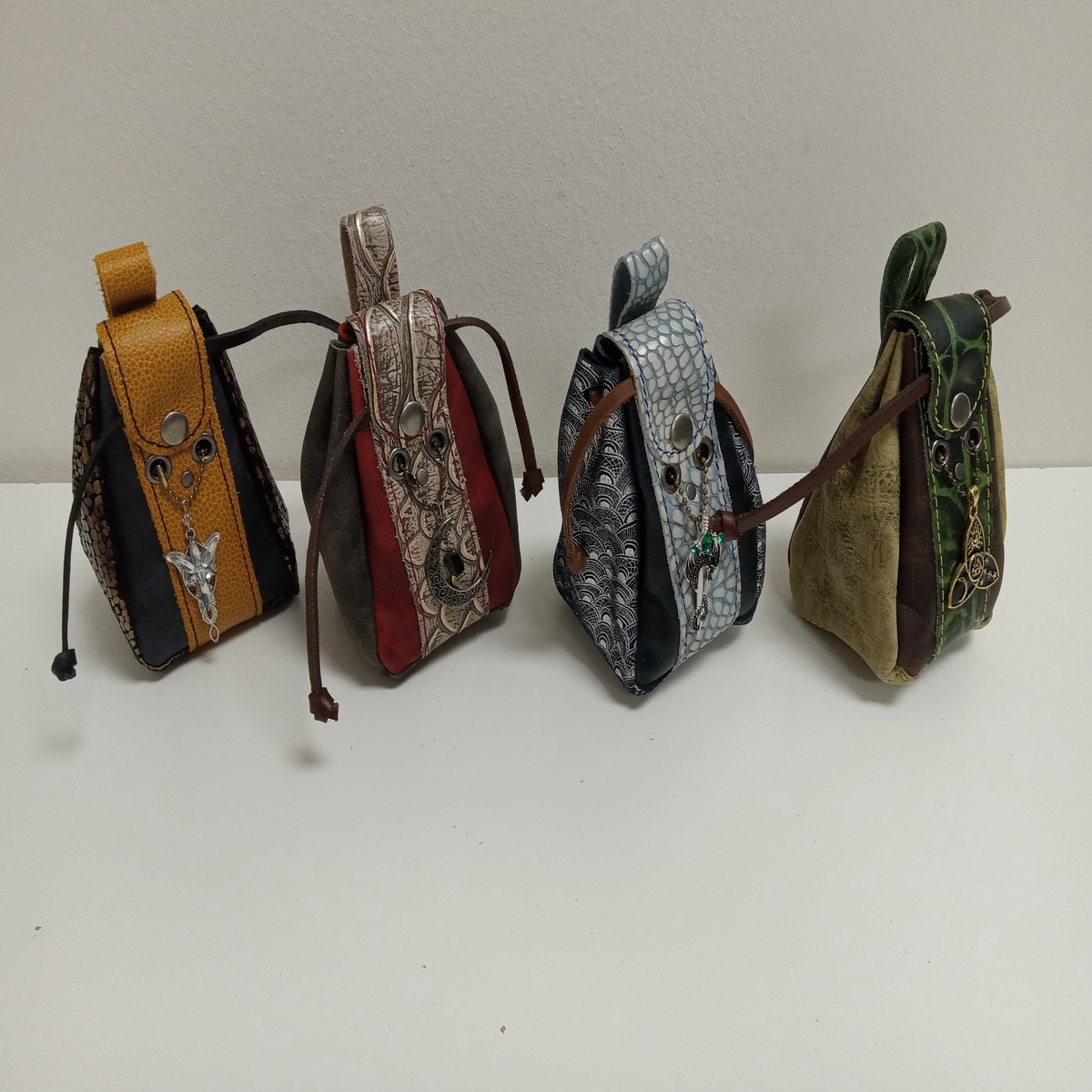 Grimbeard's Dice Bags - Square with Replaceable Pendant Charm