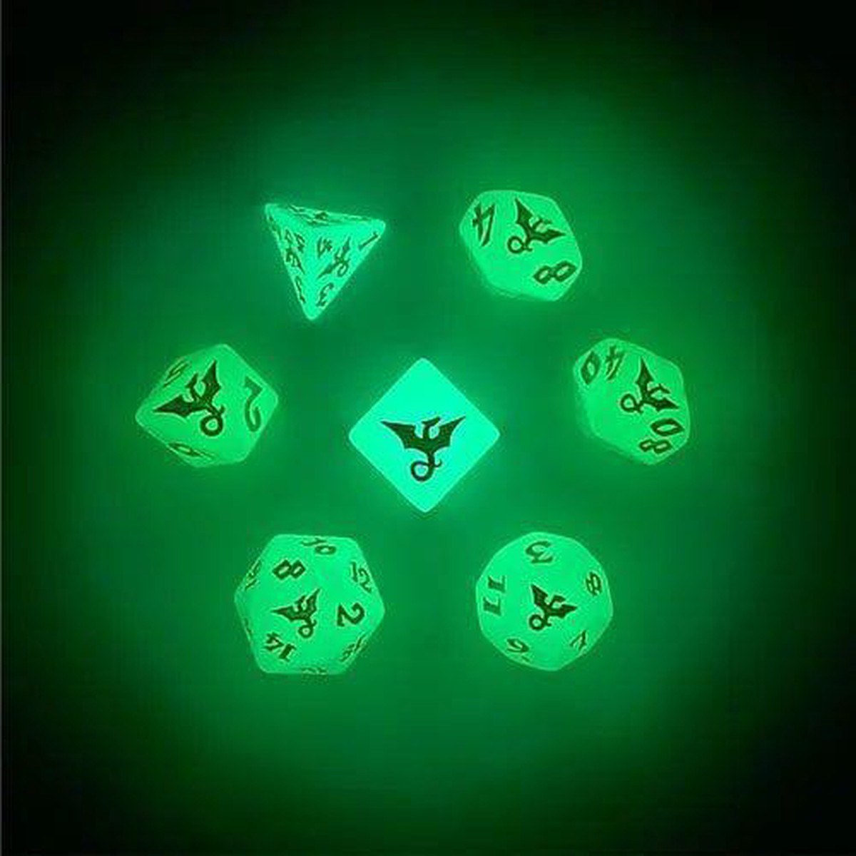 7ct Moon Dragon Glow