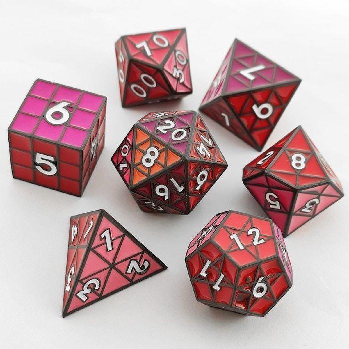 Puzzle Cube 8ct Shades of Red