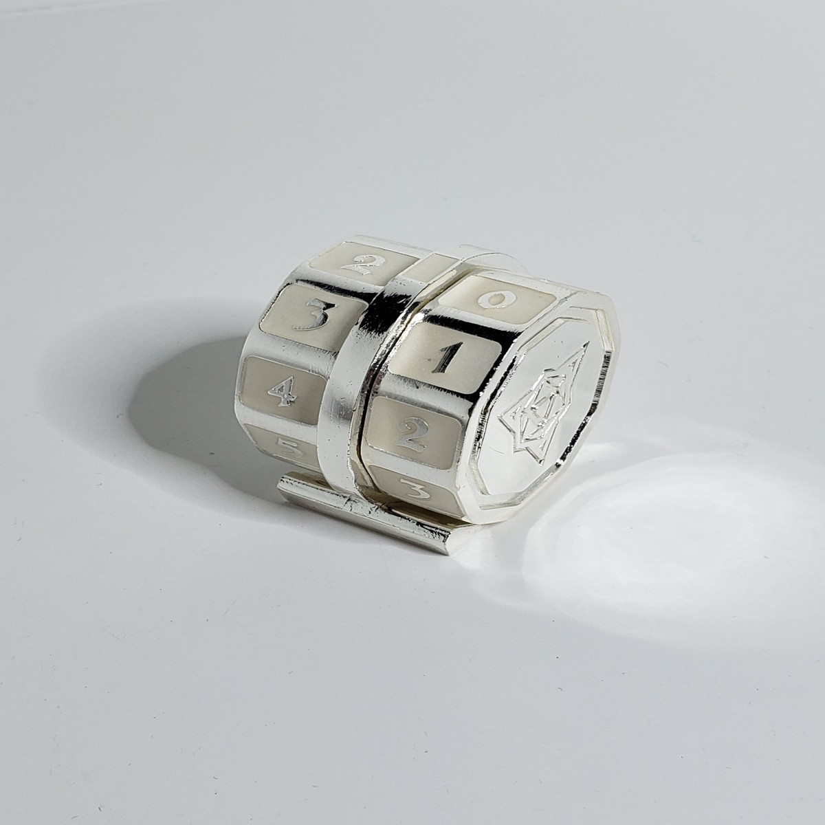 Life Link White