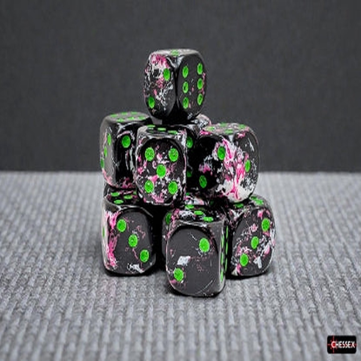 Chessex: Brush Paintball/Green 16mm D6 Dice Block (12)