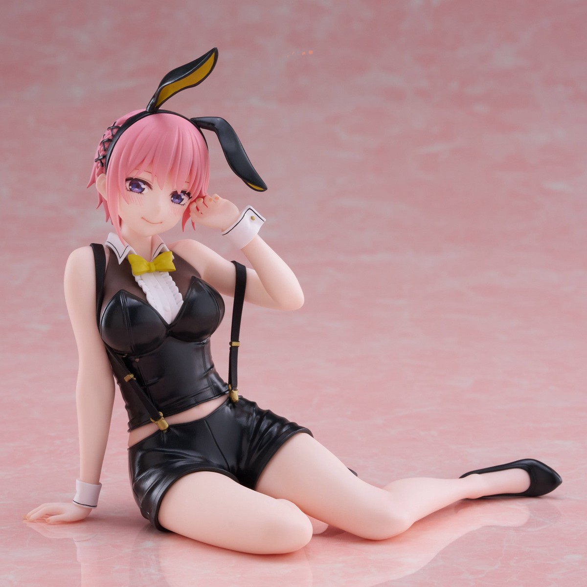 Taito The Quintessential Quintuplets 3 Desktop Cute Ichika Nakano (Bunny Version) Figure